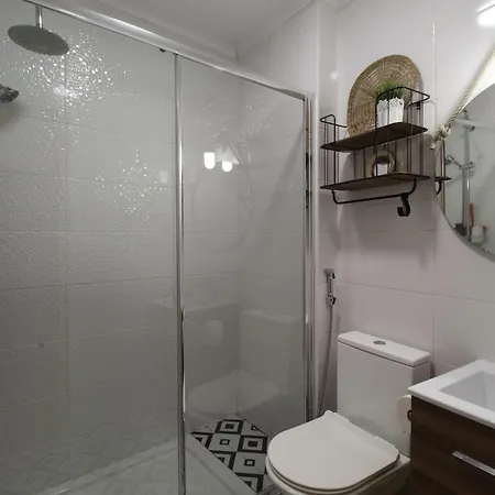 Townhouse With Rooftop Terrace In Daire
