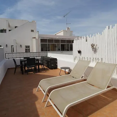 Daire Townhouse With Rooftop Terrace In *
